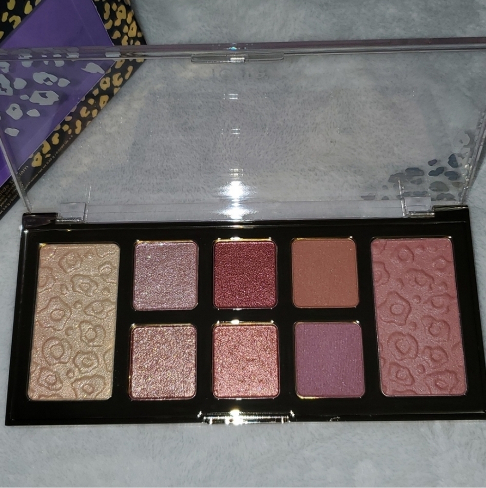 NIB Tarte Maneater Guide to Glam Eye & Cheek Palette - Picture 8 of 14